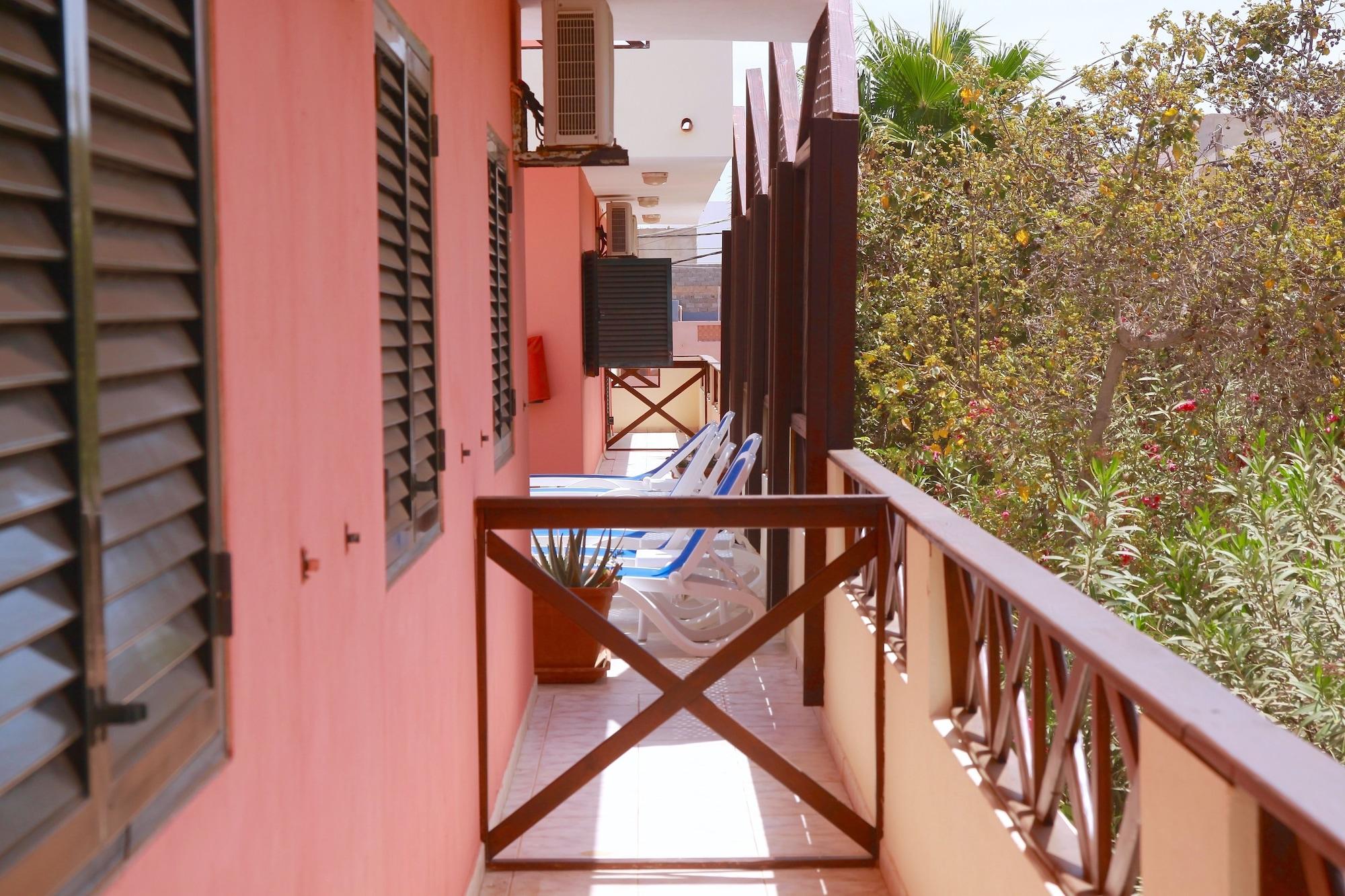 Aparthotel Ponta Preta Santa Maria Esterno foto
