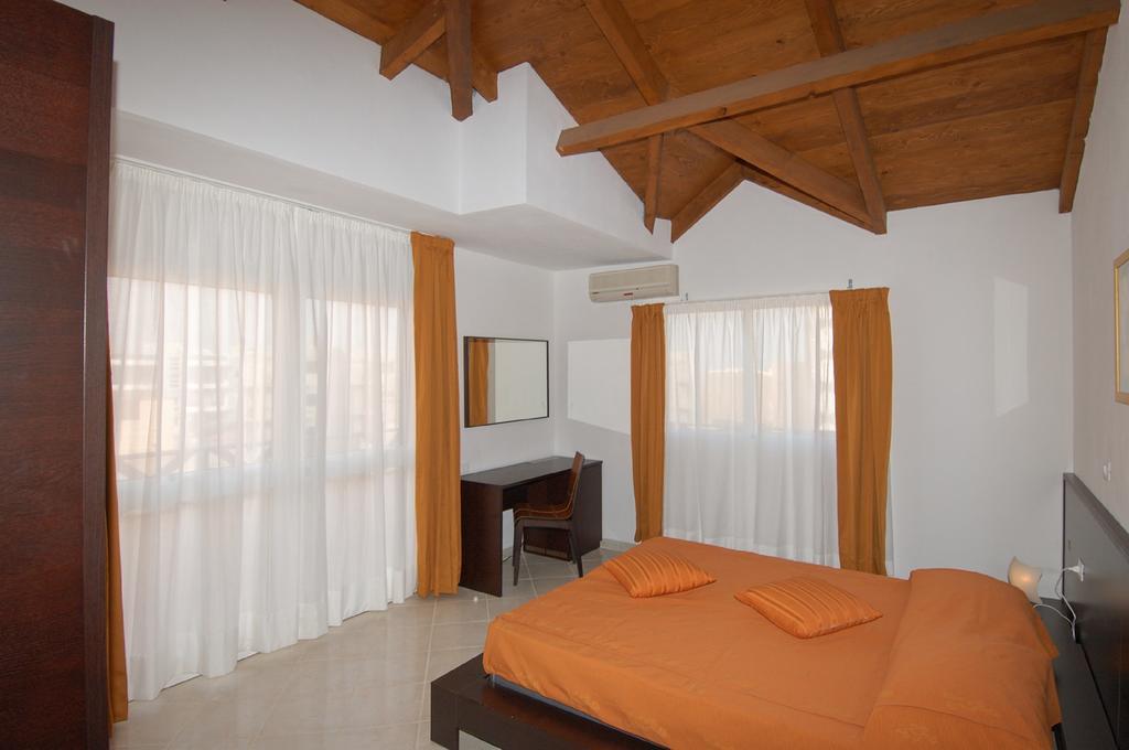 Aparthotel Ponta Preta Santa Maria Esterno foto